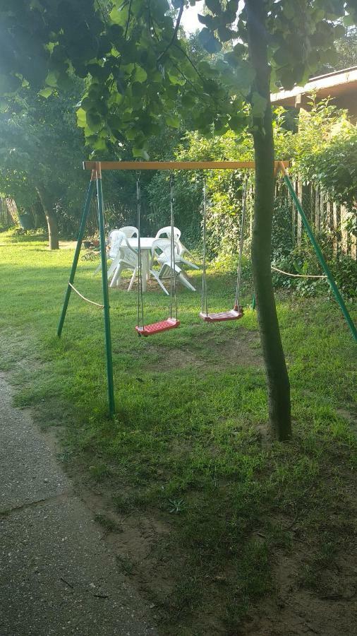 Family Holiday Apartman Nyíregyháza Zewnętrze zdjęcie