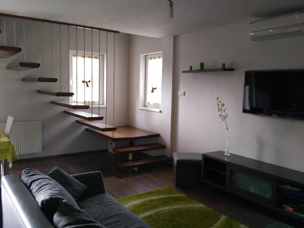 Family Holiday Apartman Nyíregyháza Zewnętrze zdjęcie